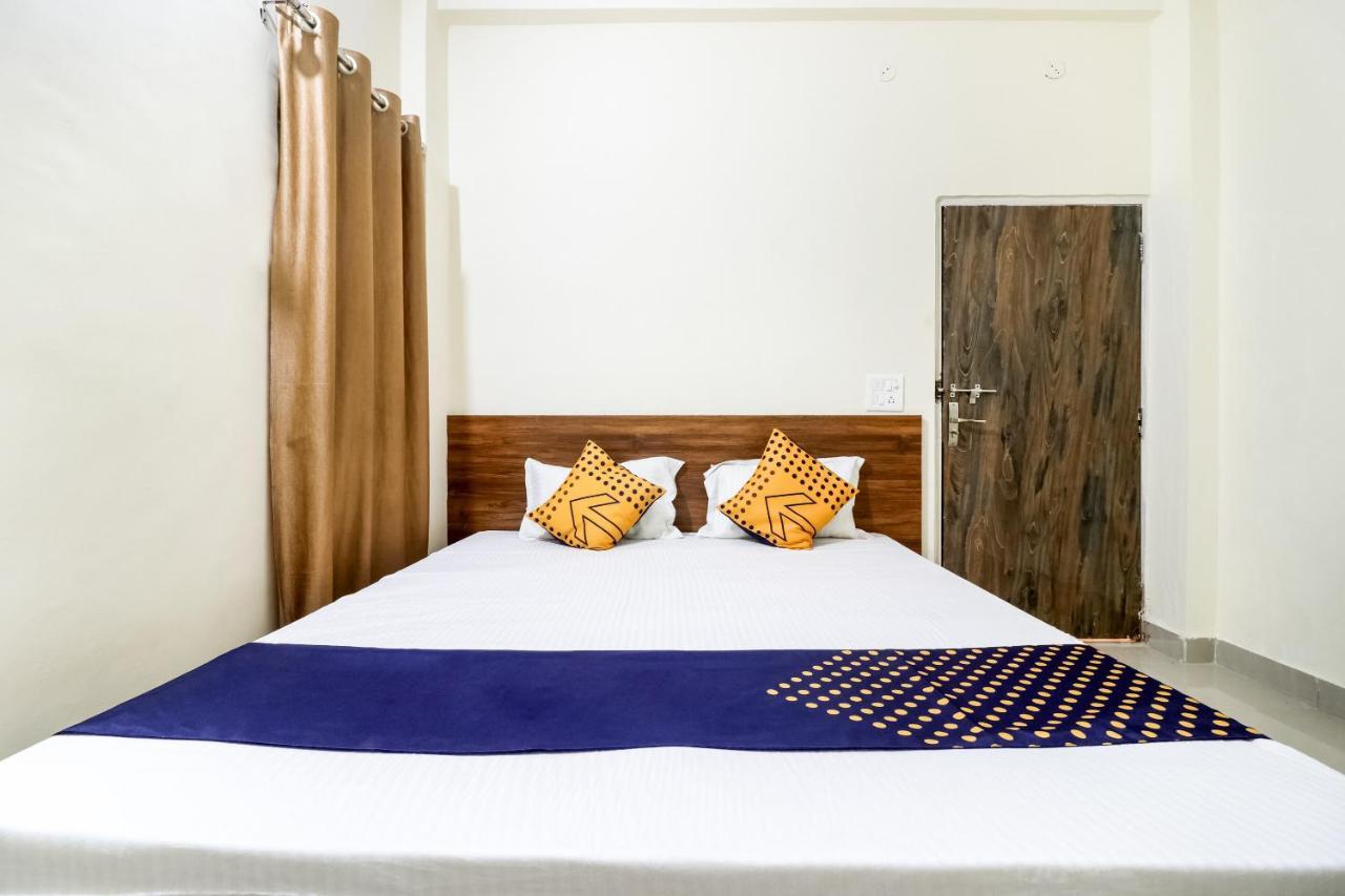 Oyo 40073 Yash Homestay Samarda Kaliāsot Exterior photo