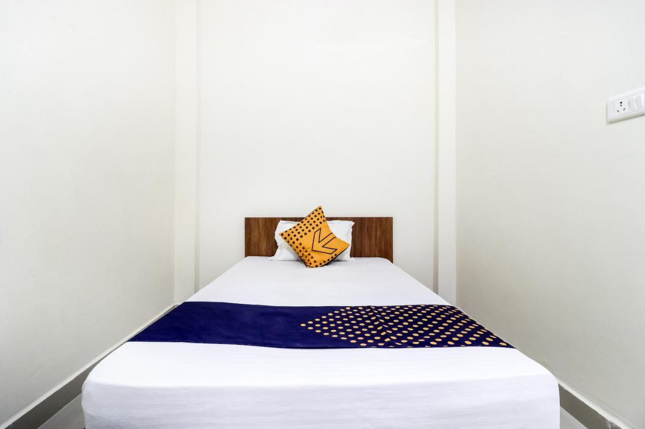 Oyo 40073 Yash Homestay Samarda Kaliāsot Exterior photo