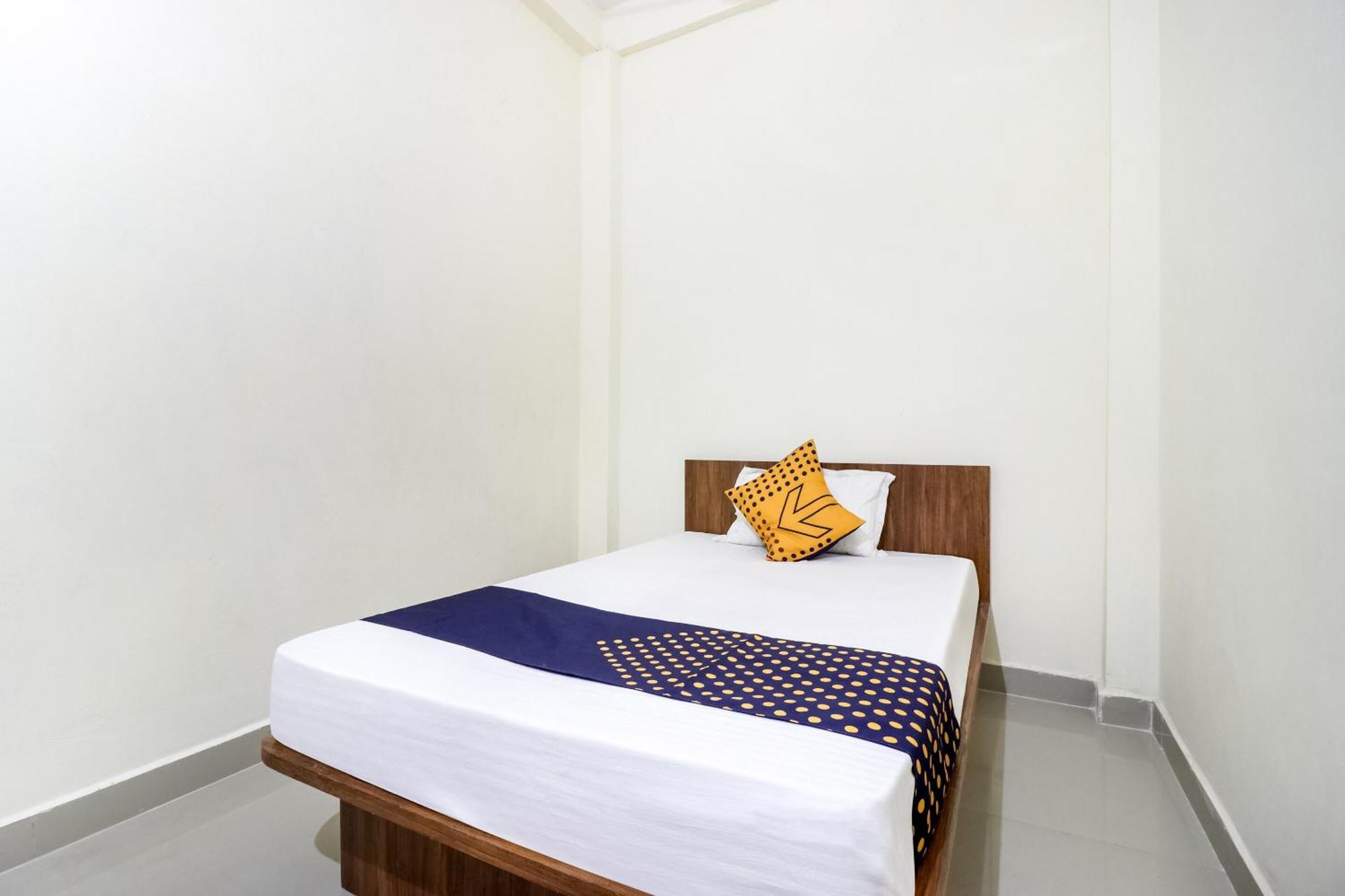 Oyo 40073 Yash Homestay Samarda Kaliāsot Exterior photo