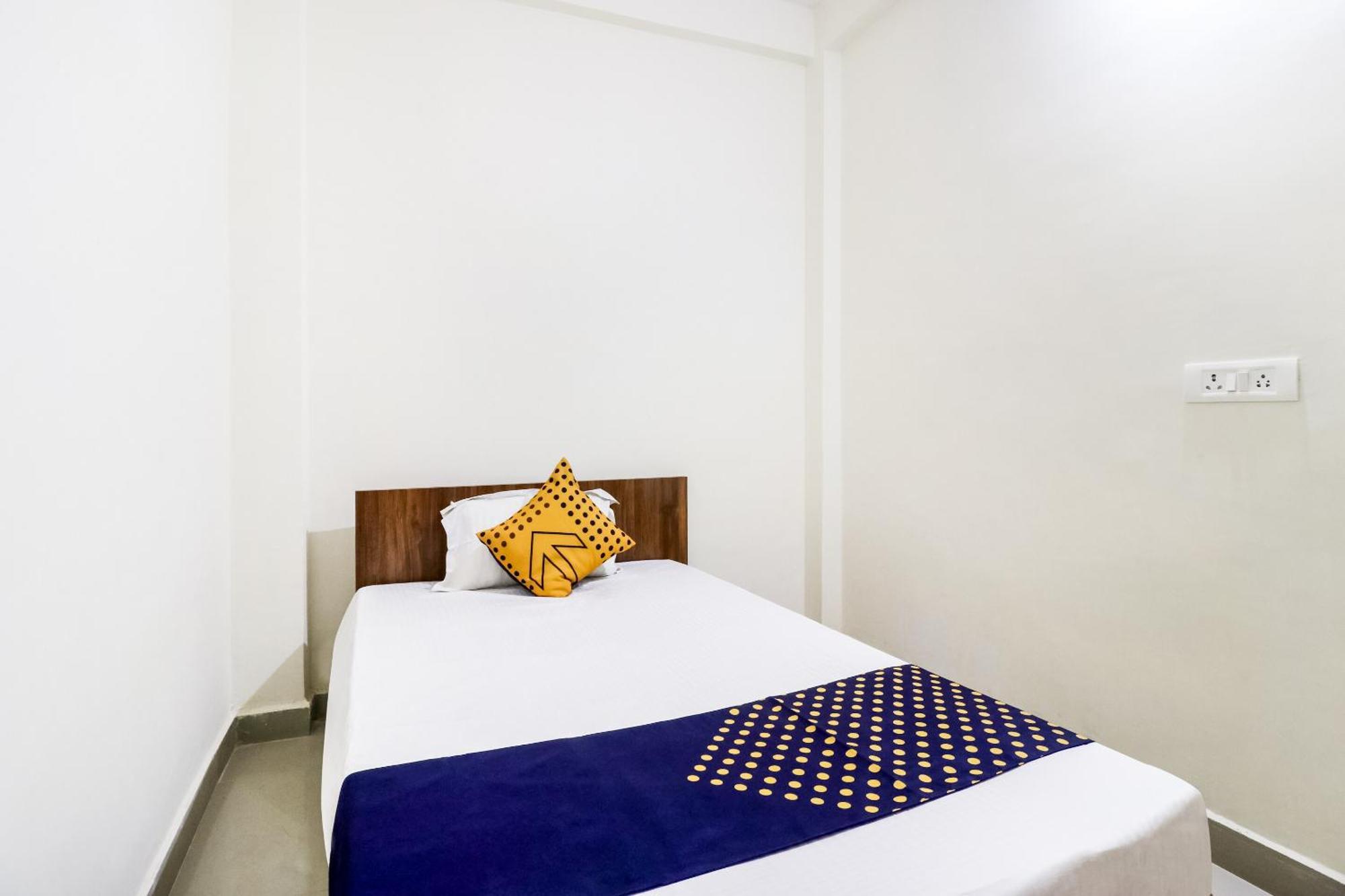 Oyo 40073 Yash Homestay Samarda Kaliāsot Exterior photo