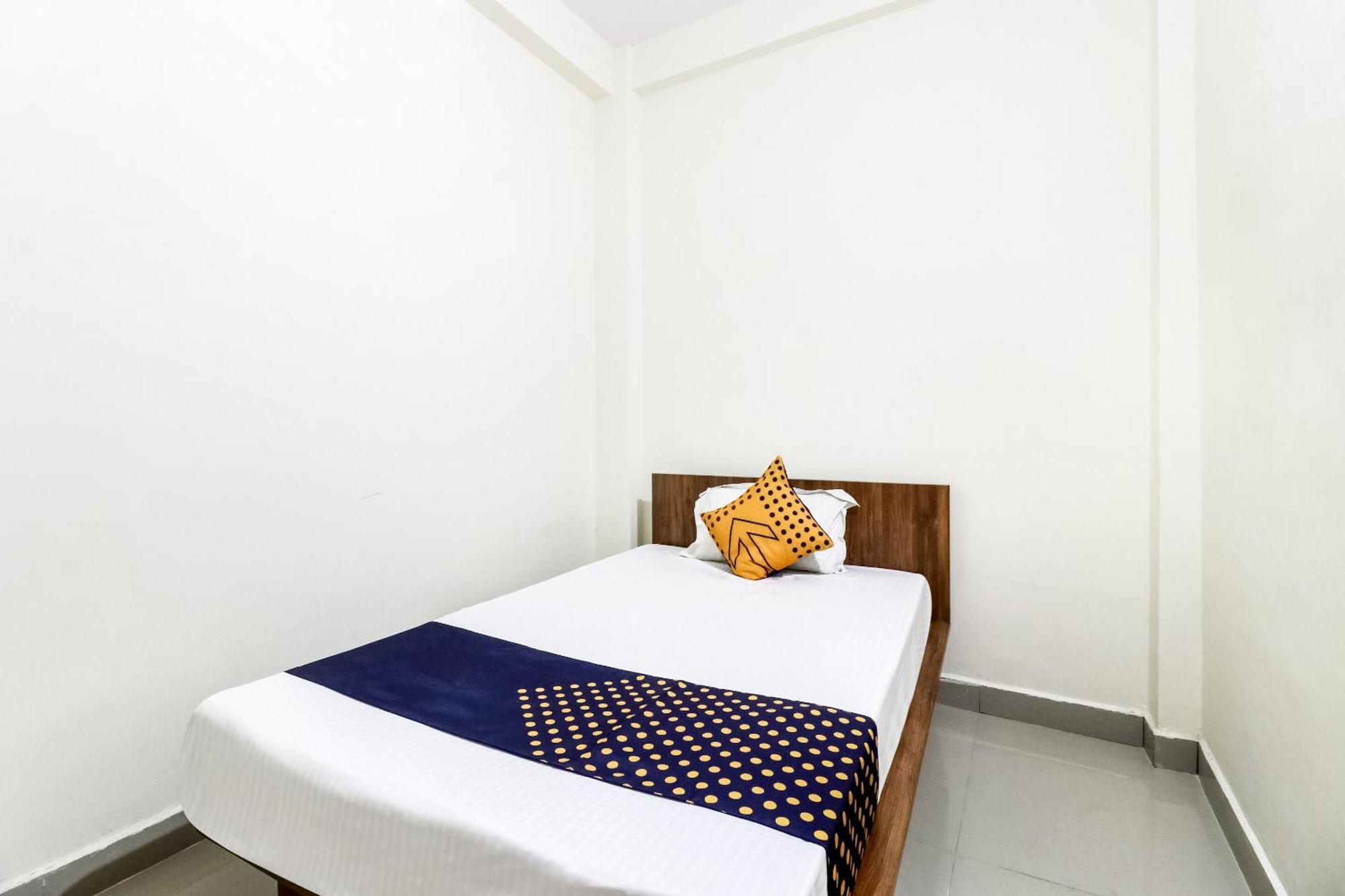 Oyo 40073 Yash Homestay Samarda Kaliāsot Exterior photo
